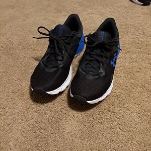 Under Armour Men's Black and Blue Athletic Shoes